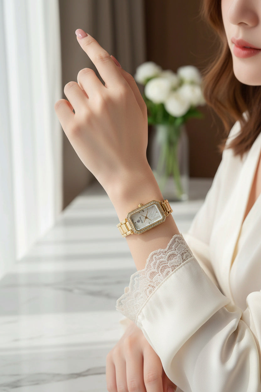 👉 Peak Elegant Rectangular Gold Watch