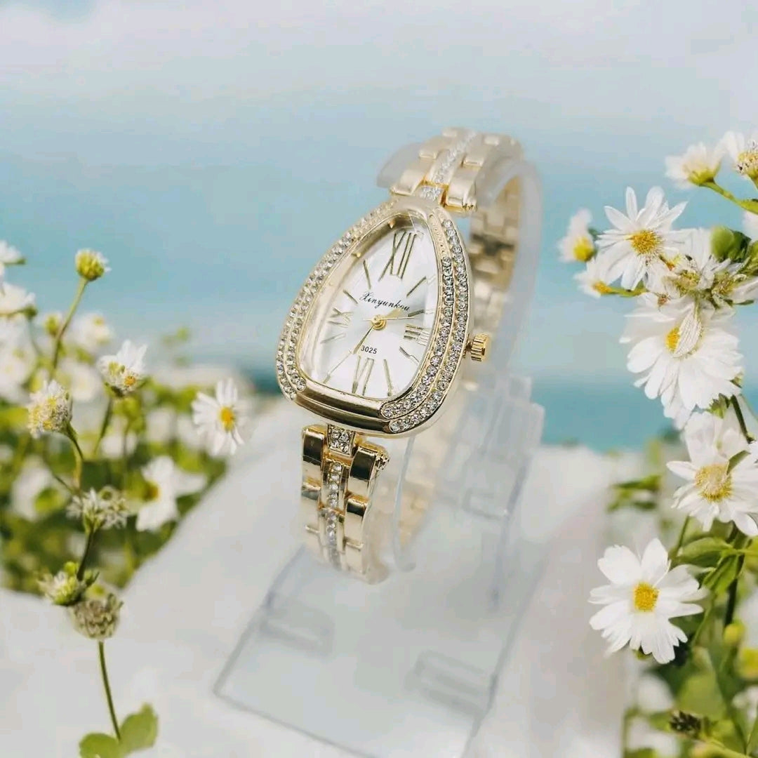 Peak Serpentine Luxury Gold Watch 🐍
